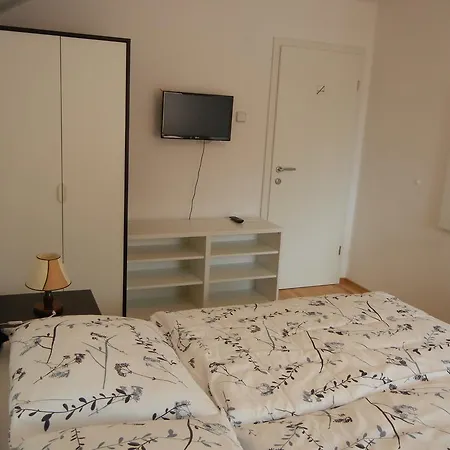 Rooms Mira G Postojna