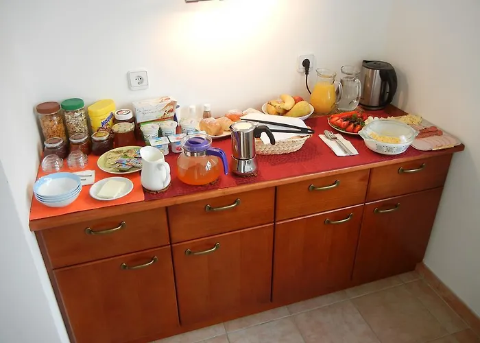 Mira G 3* פוסטוינה